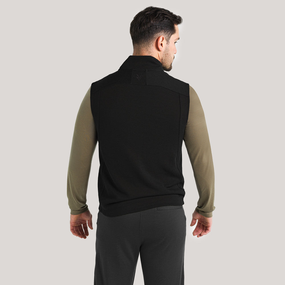 Studio model is 6'1" and wearing a size Large