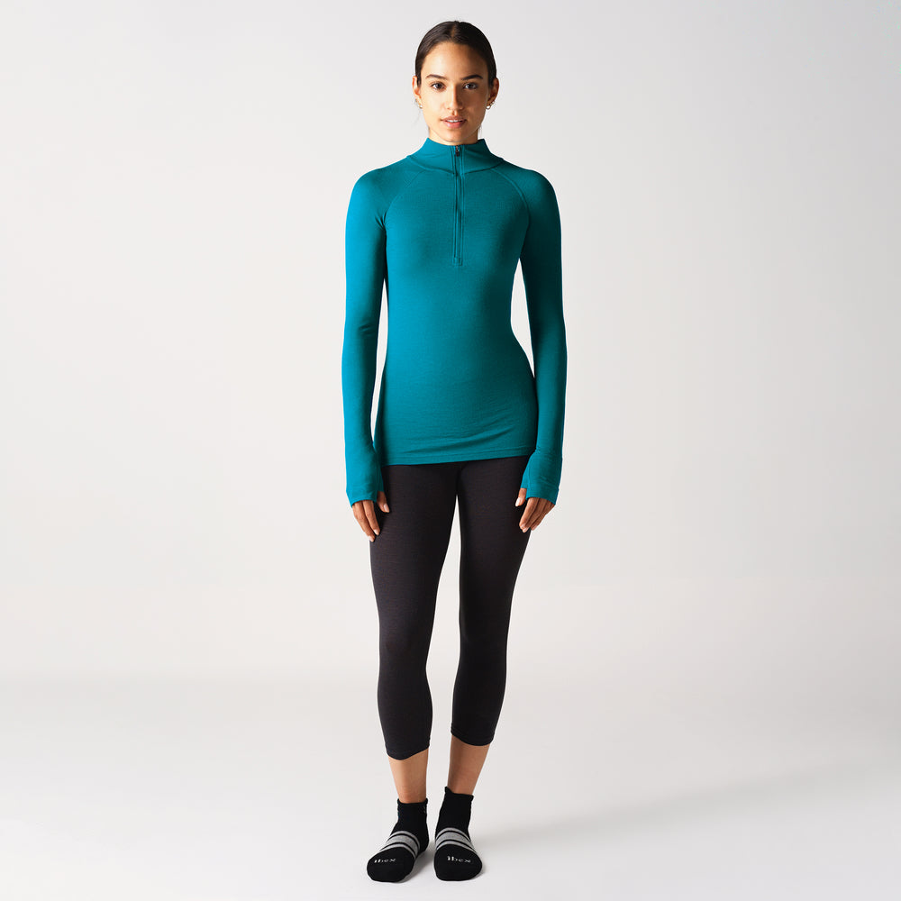 Studio model is 5'4'' and wearing a size Small