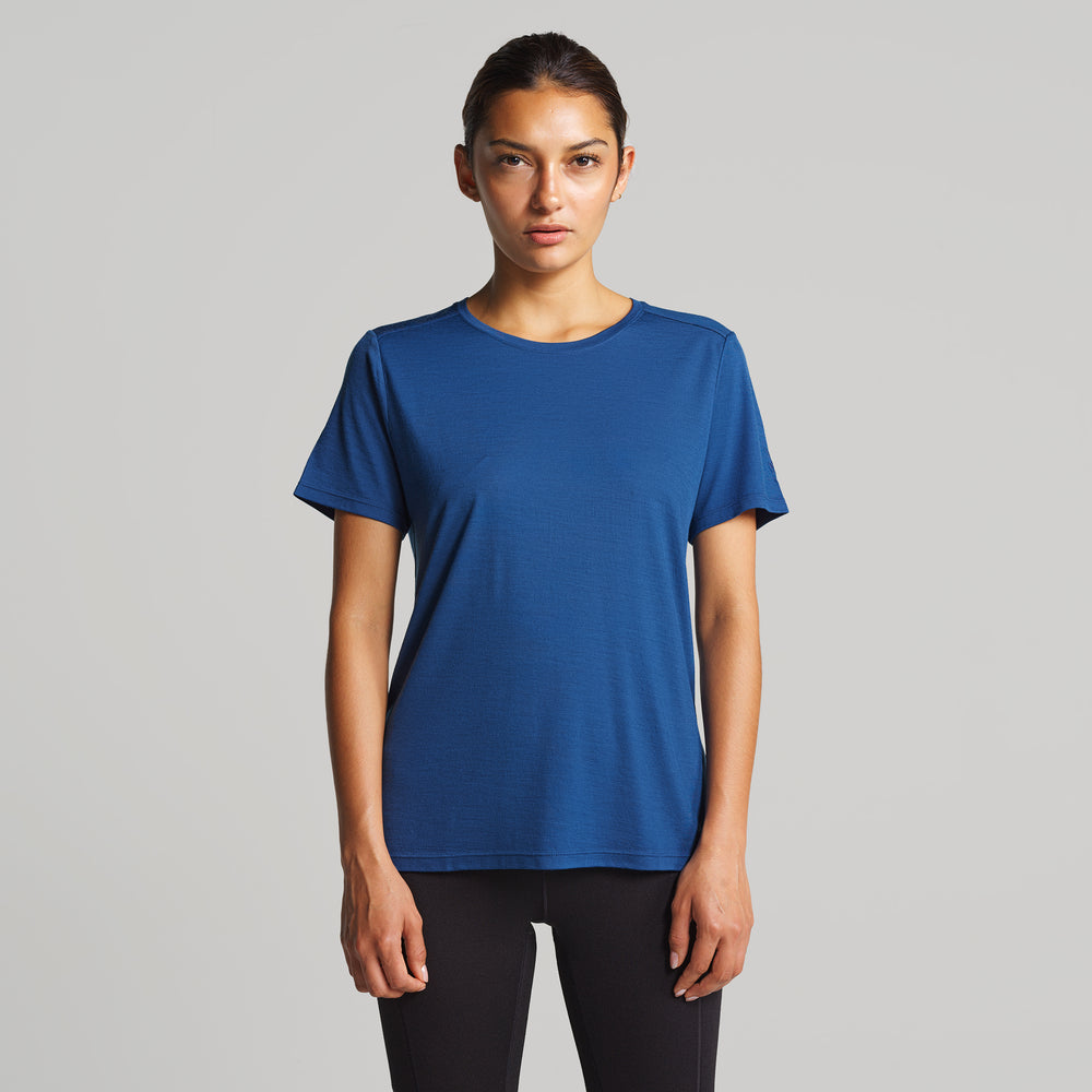 Studio model is 5'6'' and wearing a size Small 