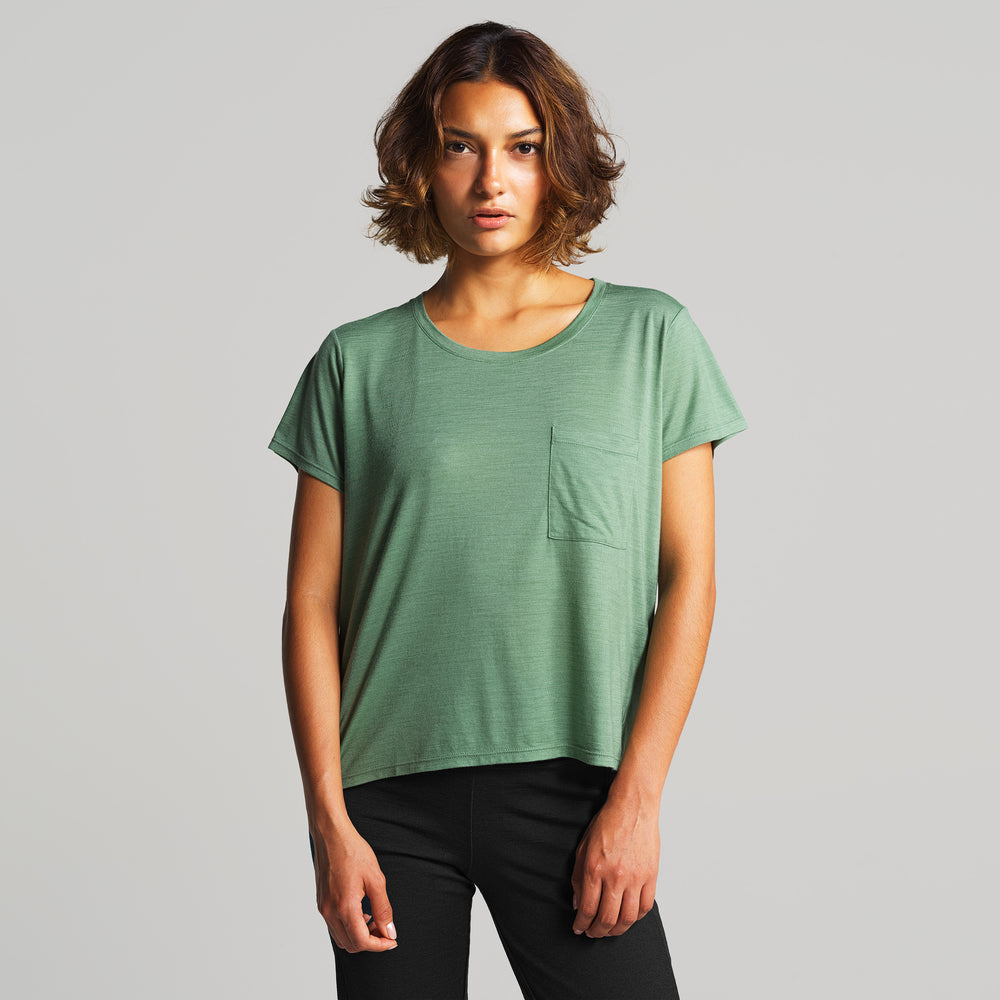 Studio model is 5'6'' and wearing a size Small 