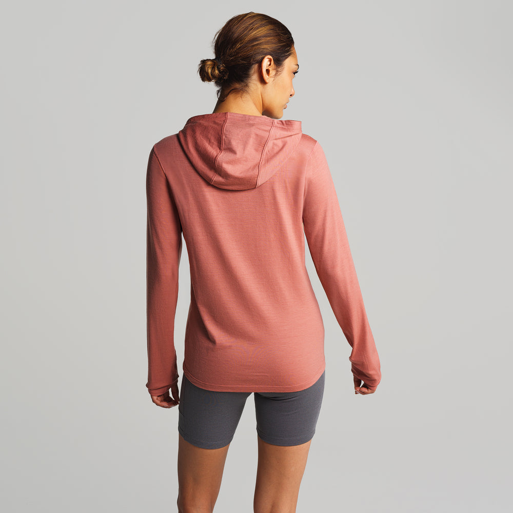 Studio model is 5'6'' and wearing a size Small 